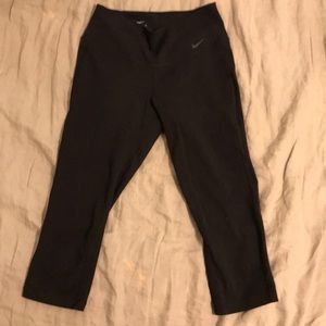 Nike crop leggings